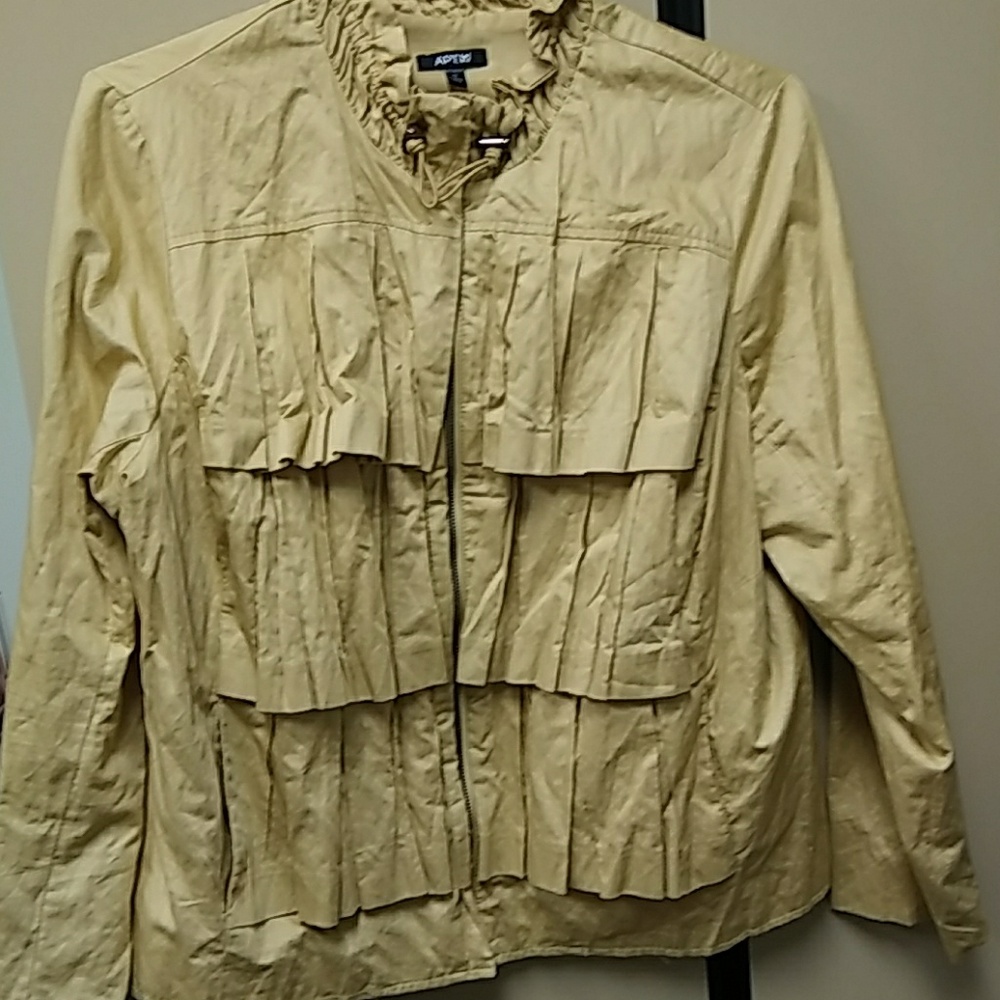 Woman's jacket. Sze 1X